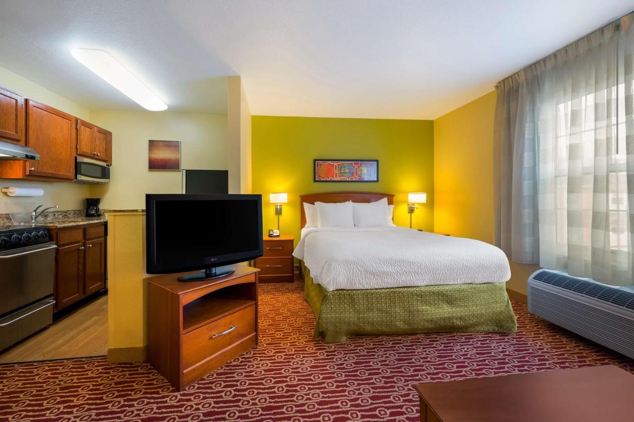 Sonesta Simply Suites Detroit Нови Экстерьер фото