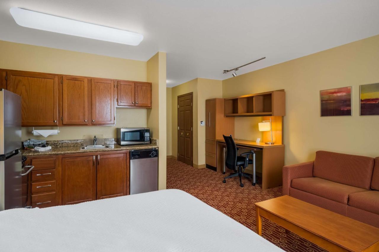 Sonesta Simply Suites Detroit Нови Экстерьер фото