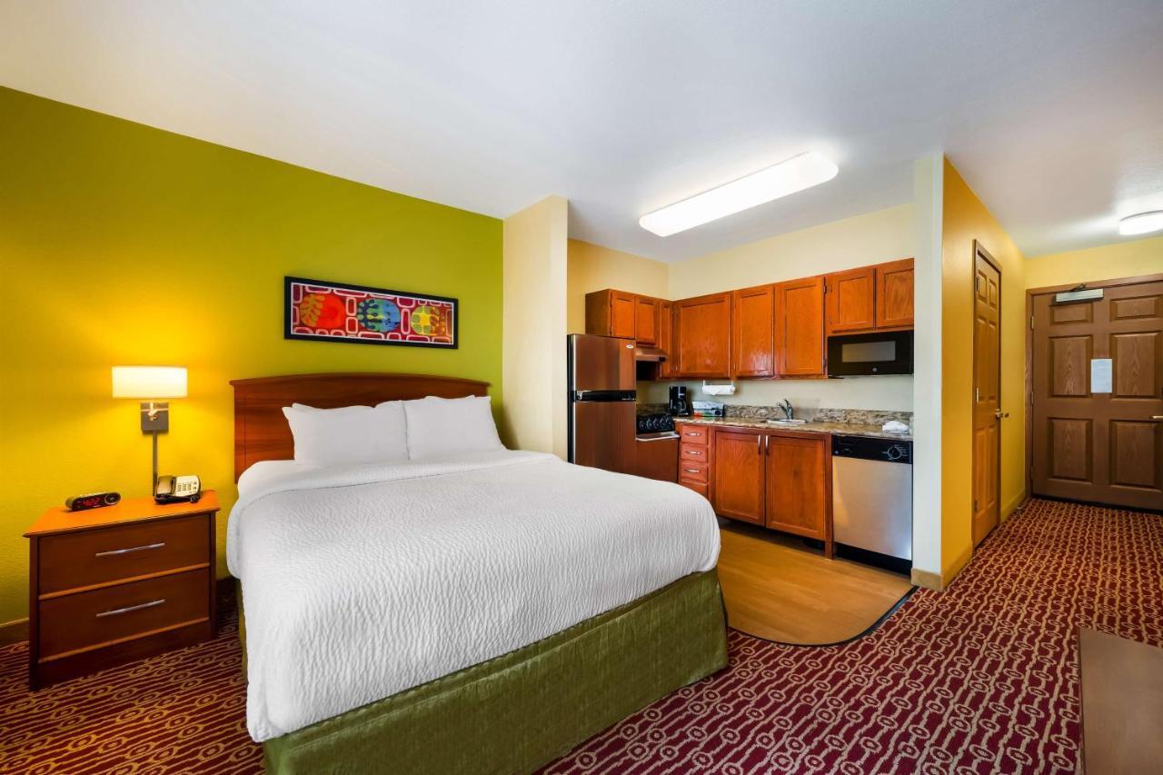 Sonesta Simply Suites Detroit Нови Экстерьер фото